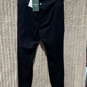 HALARA Women’s Leggings NWT Size Large